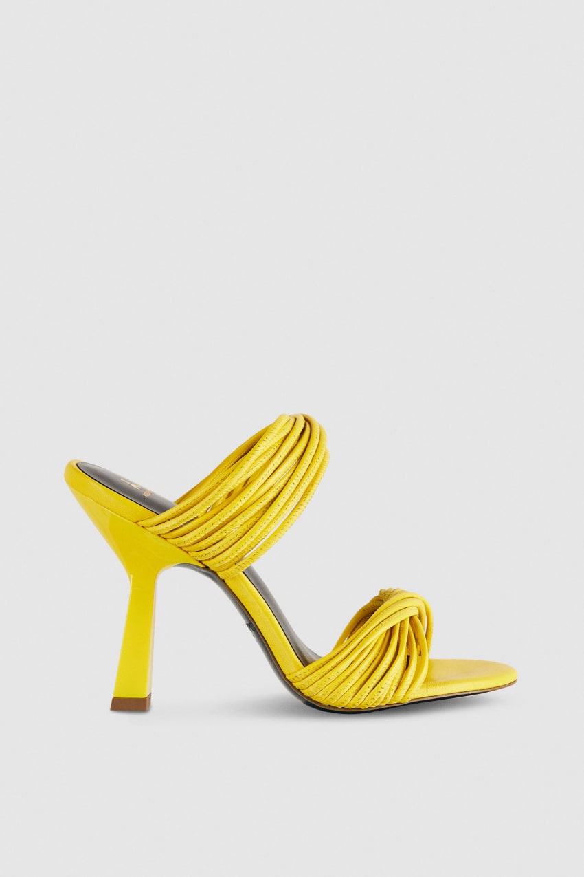 Patrizia Pepe Heeled Sandal In Smooth Leather With Gold-colored Mini Logo Sárga | OPDUA6280