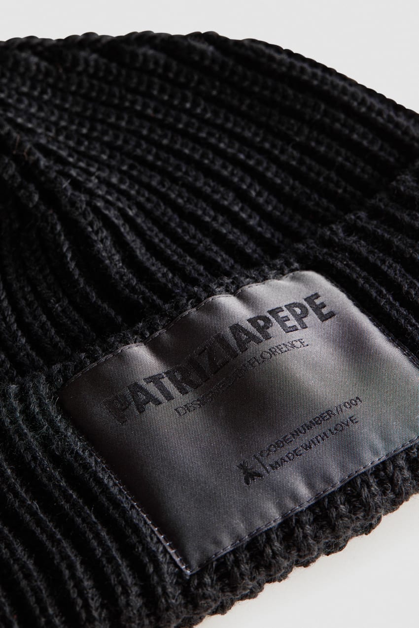 Patrizia Pepe Ribbed Fabric Hat Fekete | MVTNF7042